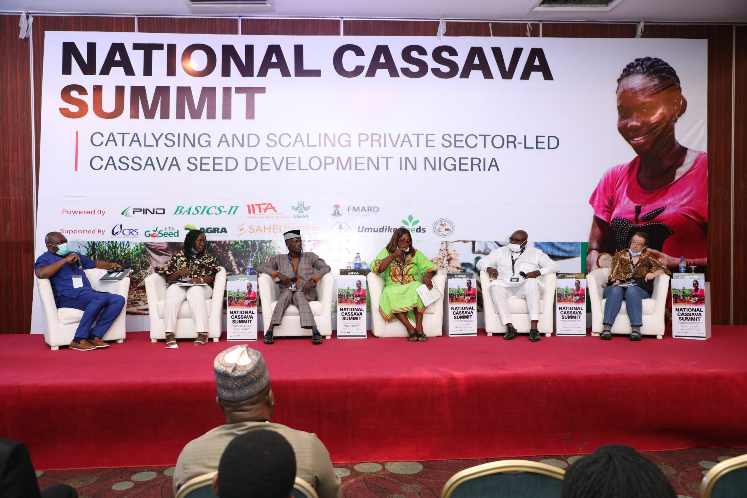 L-R:  Chyka Okater (Winrock), Yemisi Iranloye (MD Psaltry), Ajibola Johnson (Cassava Seed Producer – CSE), Blessing Chichi(CSE), George Ajabor (CSE), Christine Kreye (IITA) at National Cassava Summit in Abuja.